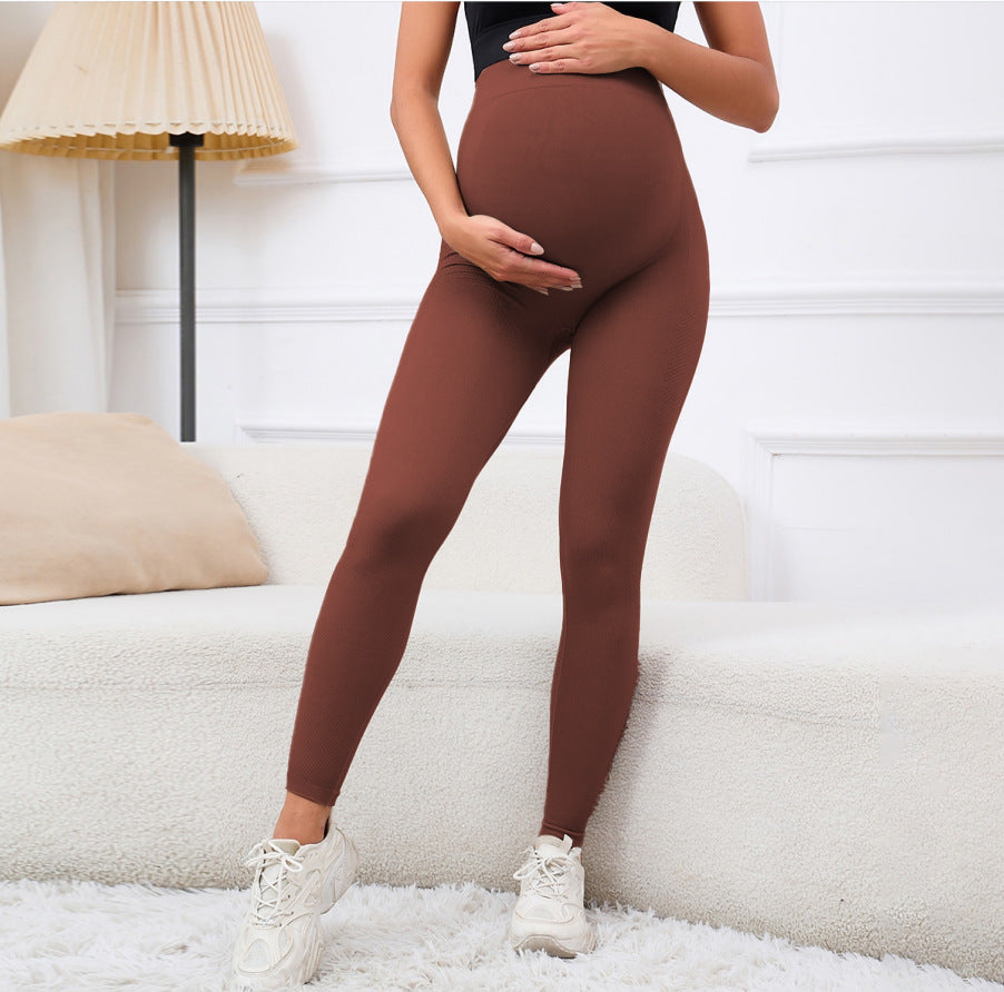 Outer-wear leggings for pregnant women